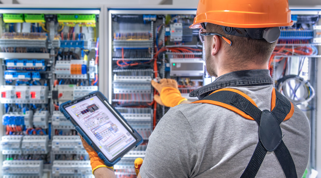 quinora-soluciones-integrales-mantenimiento-reparacion-electrico2